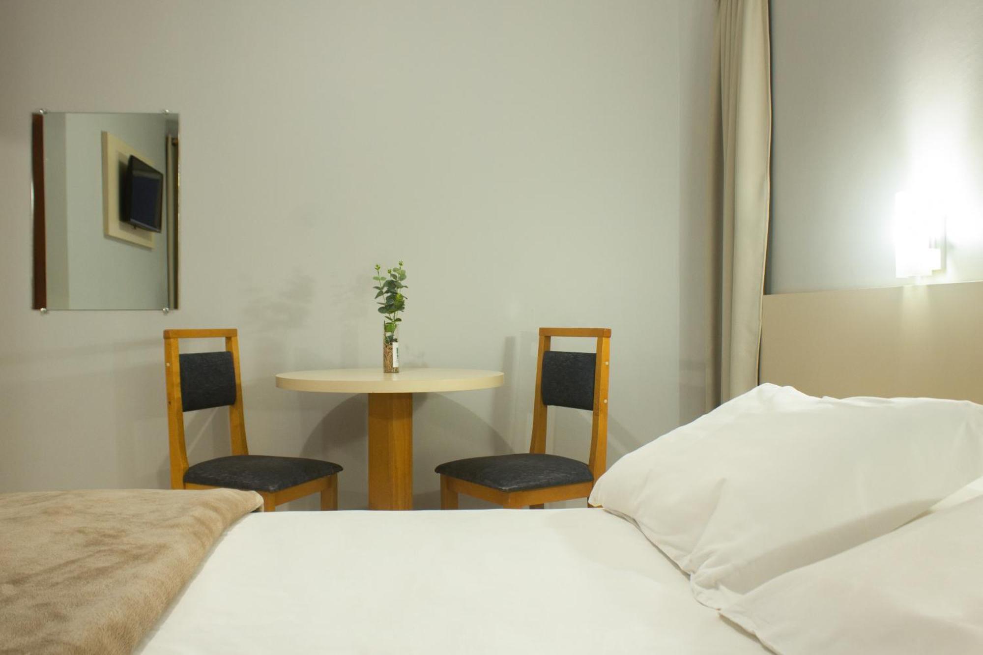 Hotel Cavera Alegrete Eksteriør billede